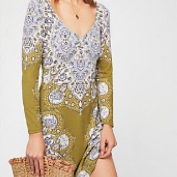 Free People Gabby Mini Dress Long Sleeve V-neck Paisley Print Green Size Small - Picture 1 of 7